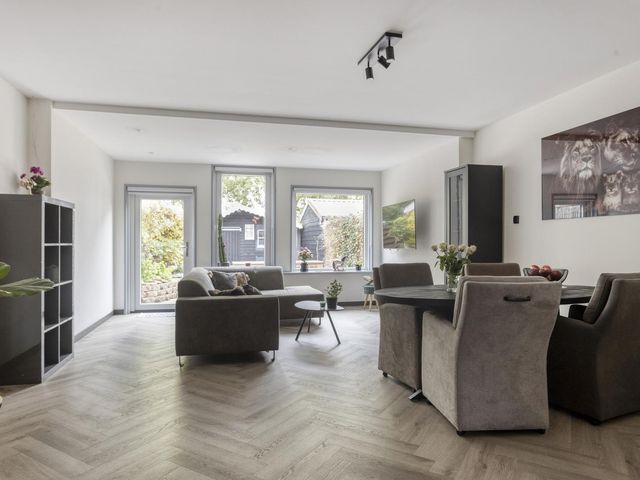 Dinkel 68, Heerhugowaard