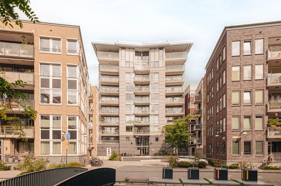 Theo van Doesburghof 96