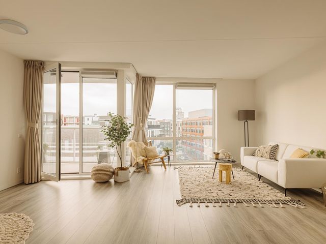 Theo van Doesburghof 96, Diemen