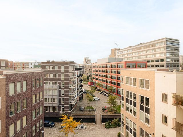 Theo van Doesburghof 96, Diemen