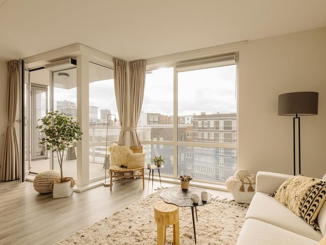 Theo van Doesburghof 96, Diemen