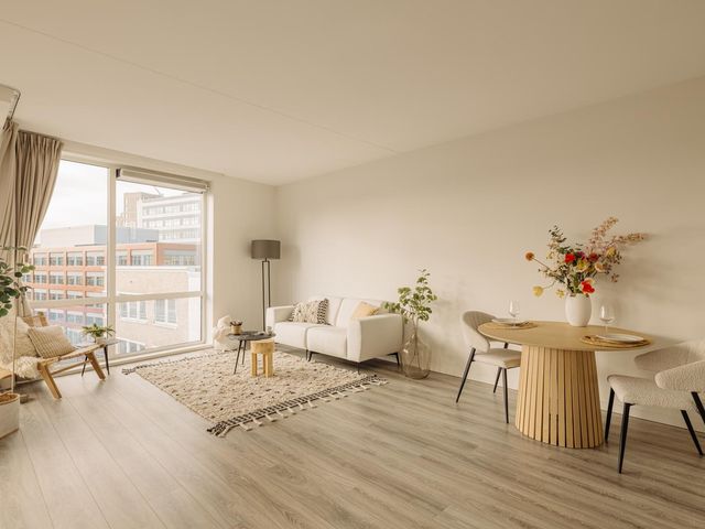 Theo van Doesburghof 96, Diemen