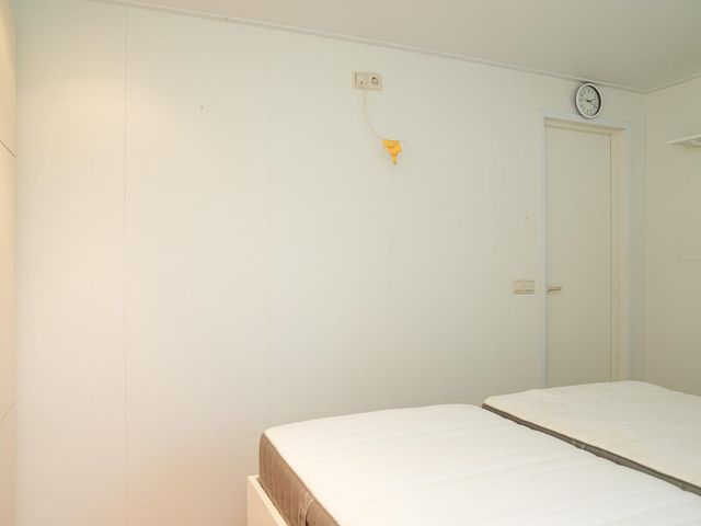 Erichemsekade 8 1, Buren