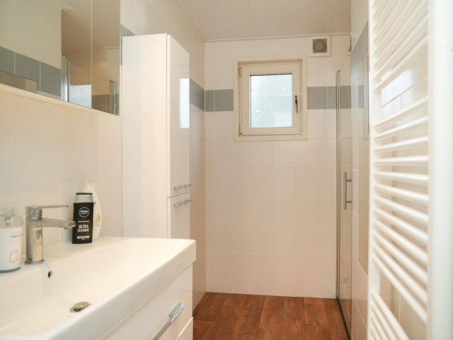 Erichemsekade 8 1, Buren