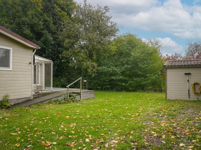 Erichemsekade 8 1, Buren