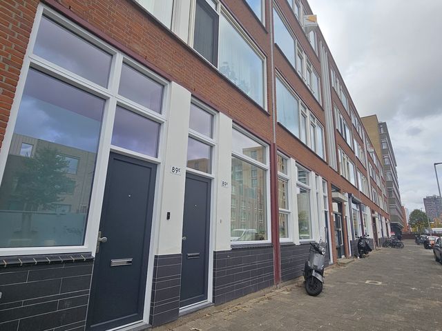 Hilledijk 89E, Rotterdam