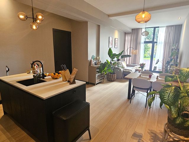 Hilledijk 89E, Rotterdam