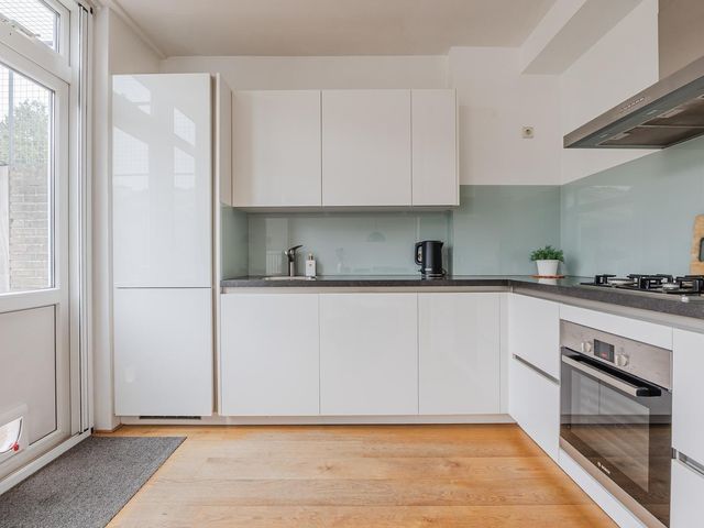 van Swietenstraat 1, Terneuzen