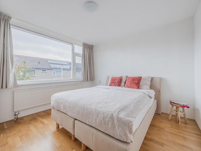van Swietenstraat 1, Terneuzen