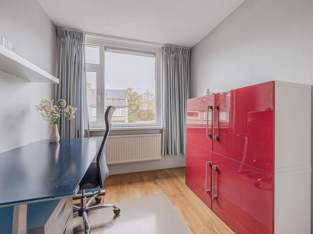 van Swietenstraat 1, Terneuzen