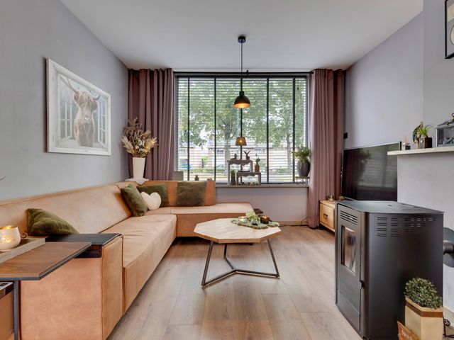 Swidbertstraat 18, Waalre