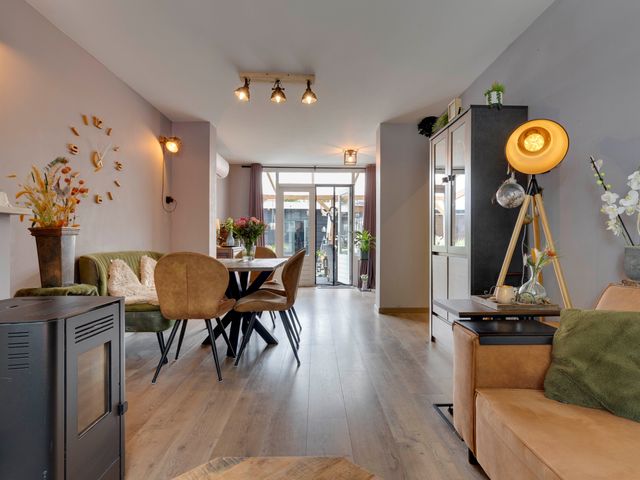 Swidbertstraat 18, Waalre
