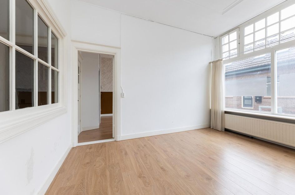 Van Karnebeekstraat 75