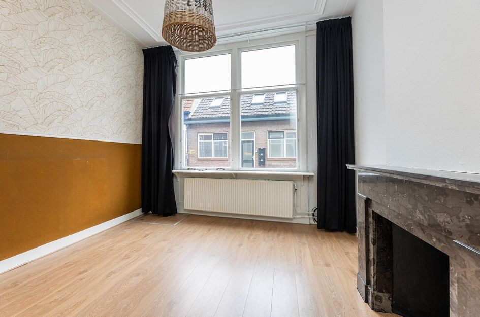 Van Karnebeekstraat 75