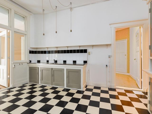 Van Karnebeekstraat 75, Zwolle