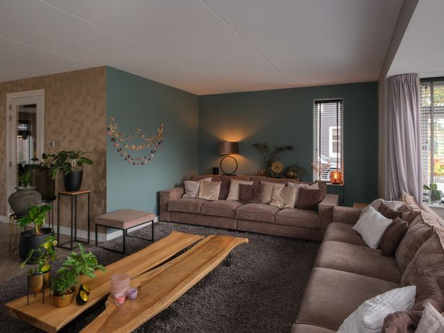 Nijreesweg 82, Almelo