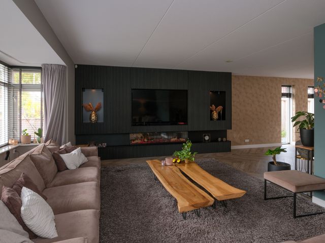 Nijreesweg 82, Almelo