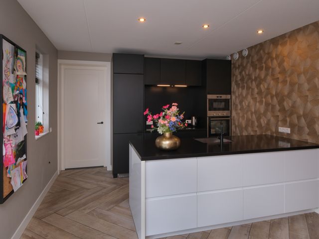 Nijreesweg 82, Almelo