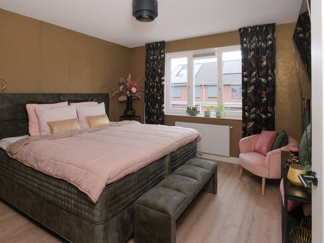 Nijreesweg 82, Almelo