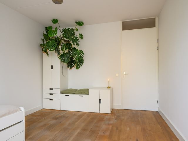 Beneluxlaan 611, Almere