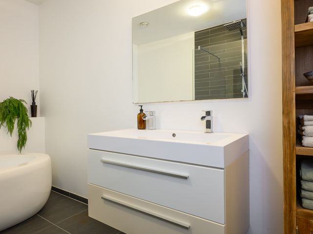 Beneluxlaan 611, Almere