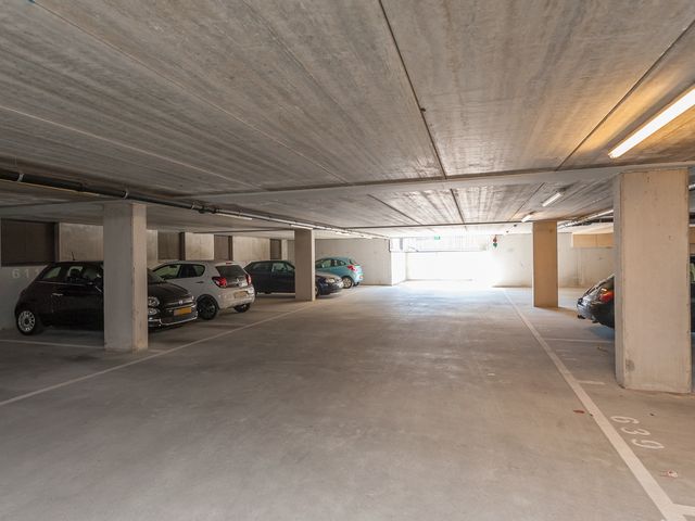 Beneluxlaan 611, Almere