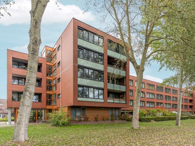 Laan der V.O.C. 340, Almere