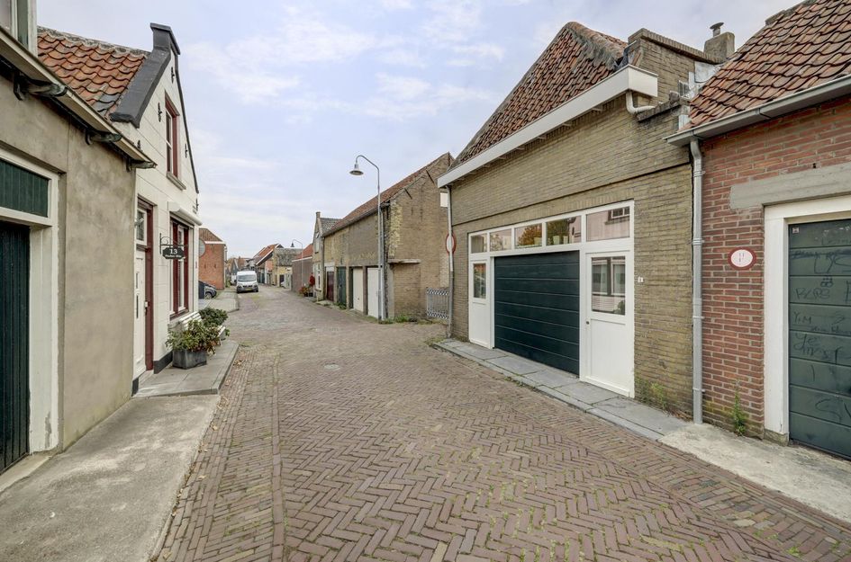 Kinderstraat 8