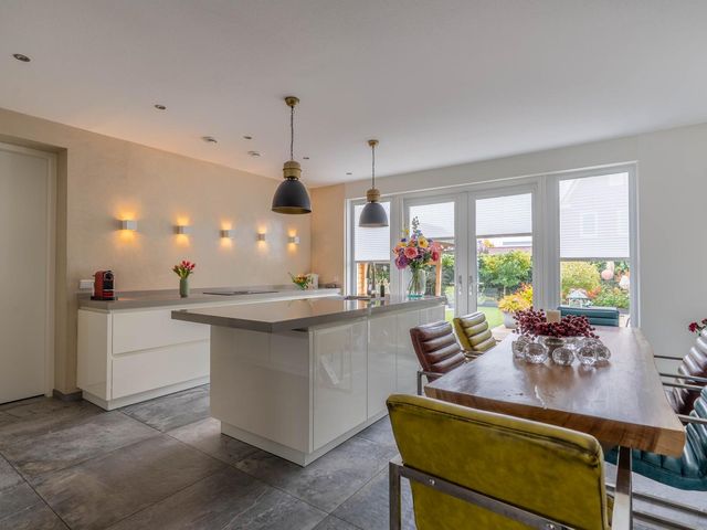 Boomvalk 28, Venray