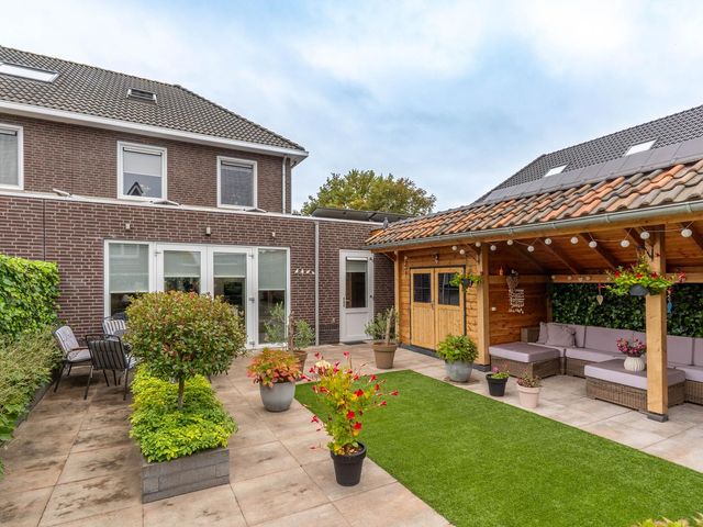 Boomvalk 28, Venray