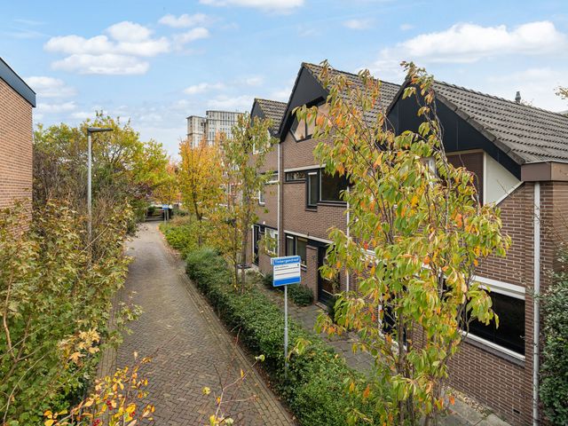Tinbergendreef 4, Maassluis