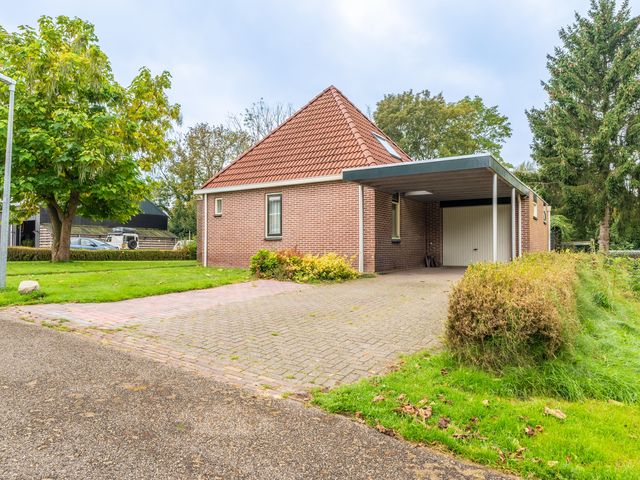 Molenlaan 1, Midwolda