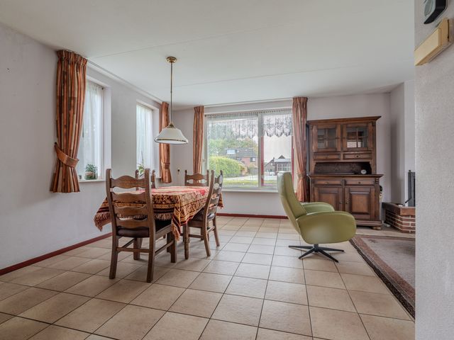 Molenlaan 1, Midwolda