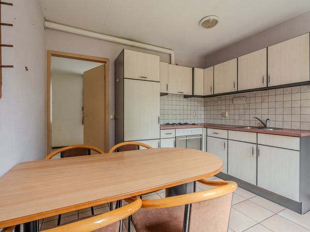 Molenlaan 1, Midwolda