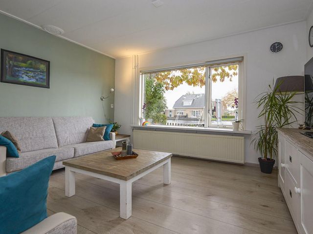 Aalsmeerderdijk 668, Rijsenhout