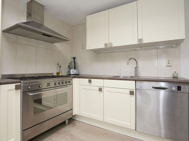 Aalsmeerderdijk 668, Rijsenhout