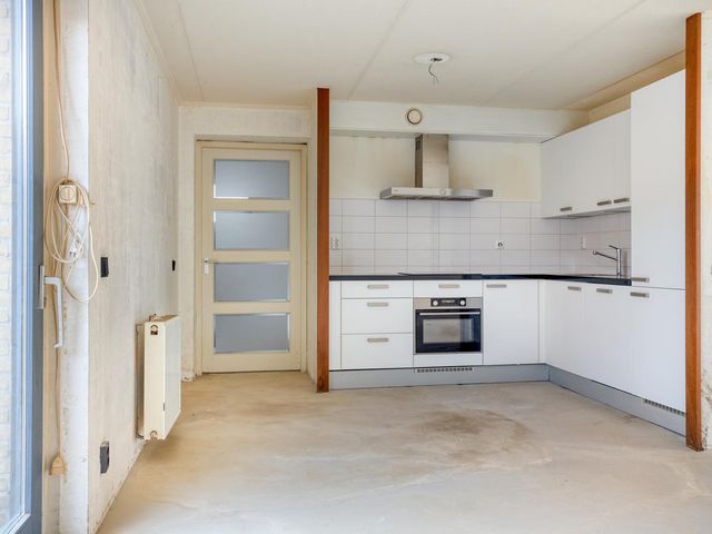 Bizetstraat 2, Oud-Beijerland