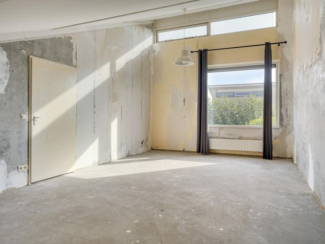 Bizetstraat 2, Oud-Beijerland