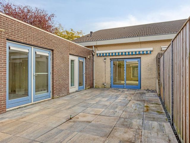 Bizetstraat 2, Oud-Beijerland