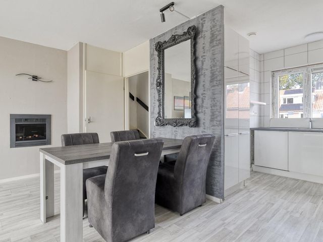 Repel 34, Hellevoetsluis