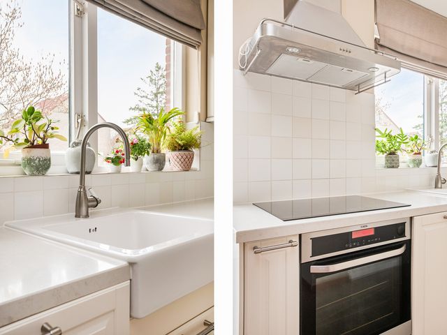 Beursjeskruidstraat 21, Almere