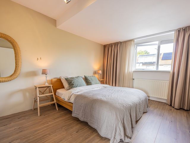 Beursjeskruidstraat 21, Almere