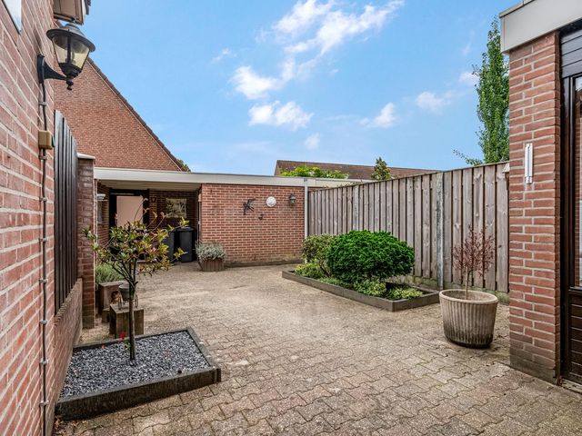 Gravekamp 64, Huissen