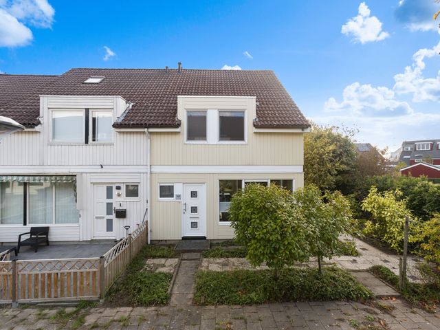 Assumburg 123, Dordrecht