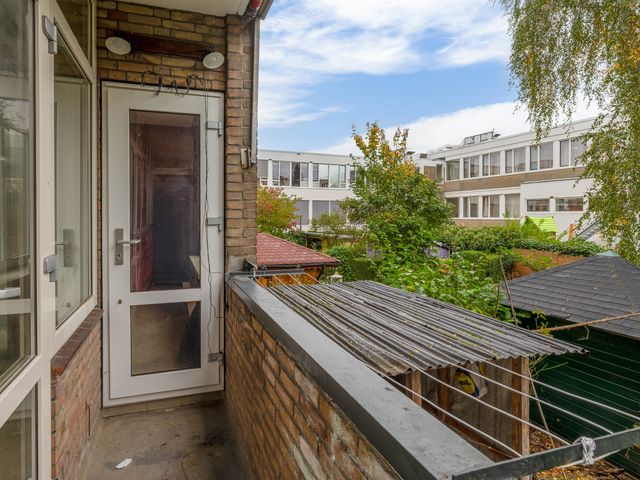 Hogenbanweg 72A, Rotterdam