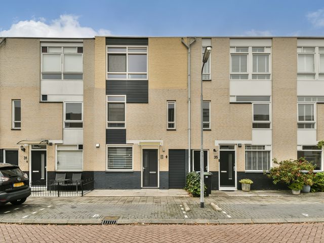 Wals 33, Zaandam