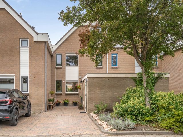 Middelzand 5412, Julianadorp