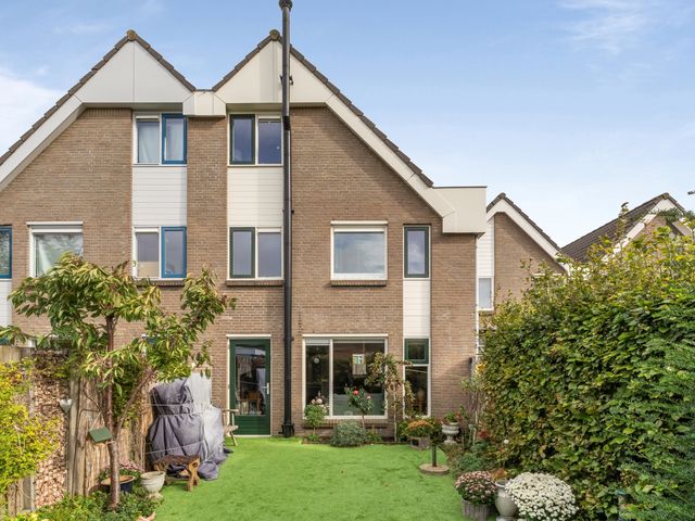 Middelzand 5412, Julianadorp