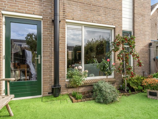 Middelzand 5412, Julianadorp