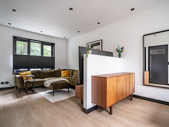 Koninklijke Marinelaan 7, Voorschoten